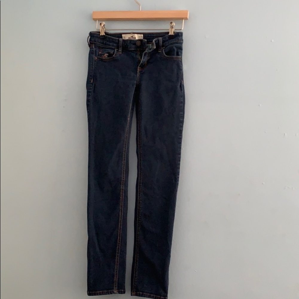 Short blue jeans